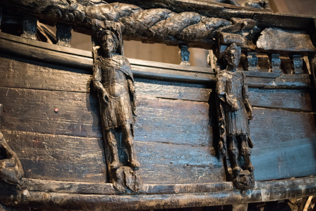L'épave du Vasa a révélé de nombreuses sculptures en bois.